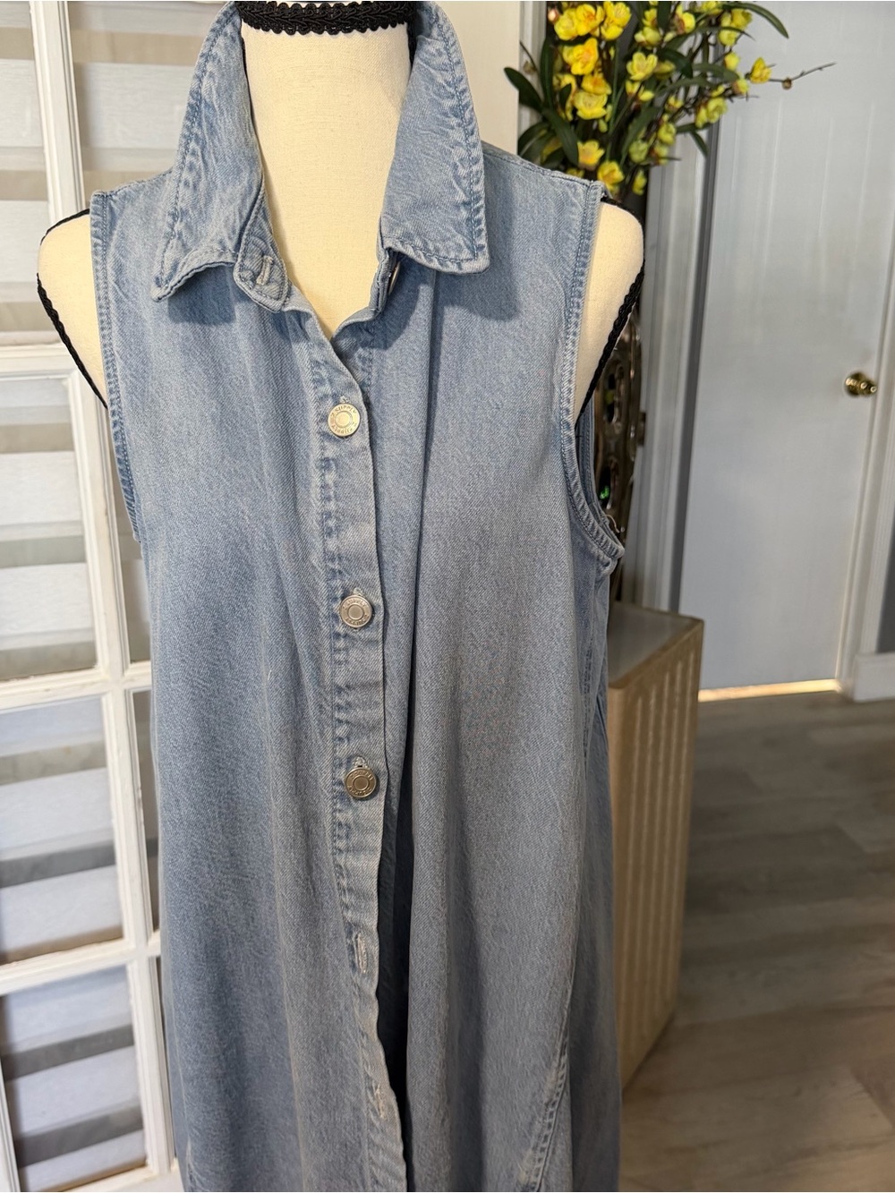 women’s new denim dress button-down very comfortable light